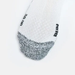 Calcetines Deportivos Unisex BERCHT Izas -Ropa Montañismo Tienda calcetines deportivos unisex bercht izas 3