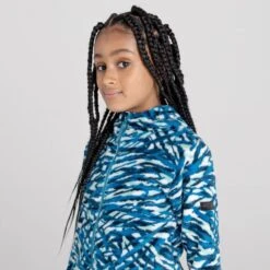 Dare 2b Forro Polar Gambol Estampado De Cebra Para Niños/Niñas Azul Metilo Oscuro 8 Dare 2b Forro Polar Gambol Estampado De Cebra Para Niños/Niñas Azul Metilo Oscuro -Ropa Montañismo Tienda forro polar gambol estampado de cebra para niosnias azul metilo oscuro 3